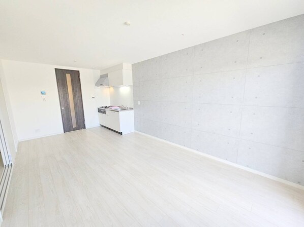 Villa 41 YAMATE SUITAの物件内観写真